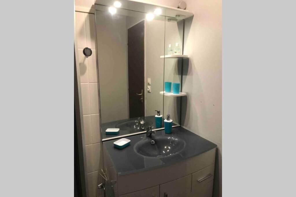 La Plage Superbe Studio Refait A Neuf Calais Ngoại thất bức ảnh